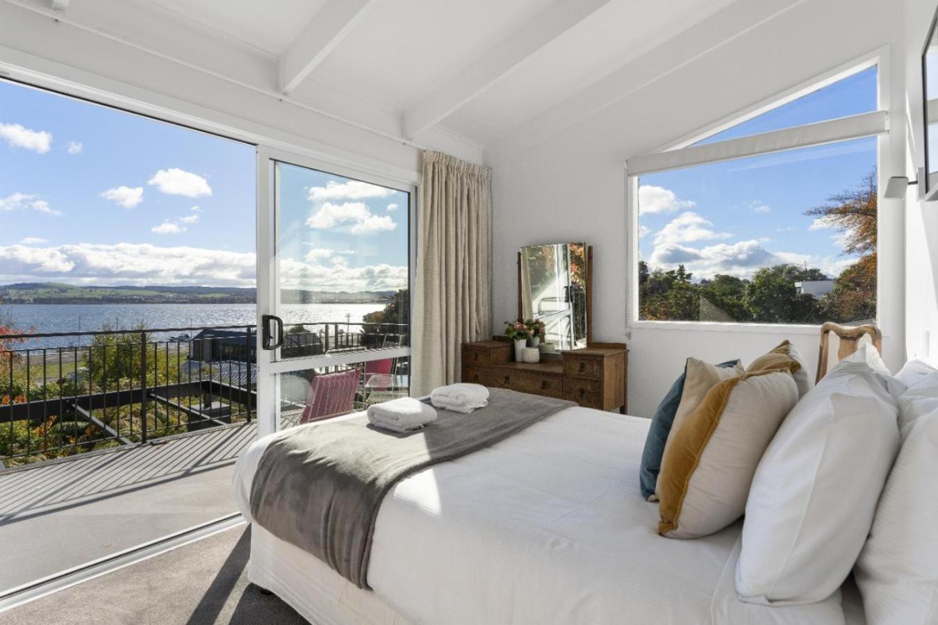 Bayview Lake Taupo Exterior foto